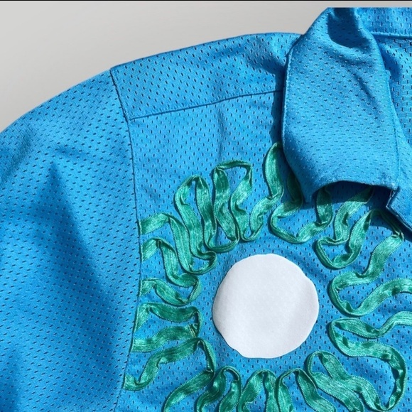 1 Nike Uphoria Button-Up Mesh Short Sleeve Top Baltic Blue DV9676-416 - Picture 8 of 9